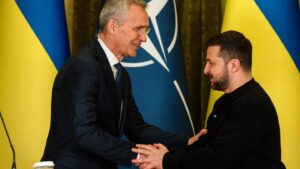 La OTAN decidirá si reducir a un solo paso el proceso de adhesión de Ucrania