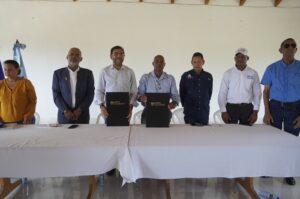 INDRHI transfiere sistema de riego a Junta de Regantes Las Dos Bocas