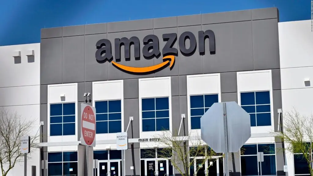 Amazon a empleados: pueden irse si no quieren volveR presencial