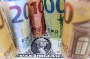 El euro supera los 1,10 dólares tras informe del mercado laboral de EEUU