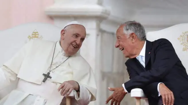 "El papa tiene ese espíritu latinoamericano imparable", dice el presidente de Portugal