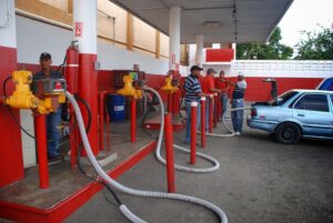 Continúan subsidios: Combustibles mantienen precios sin variación