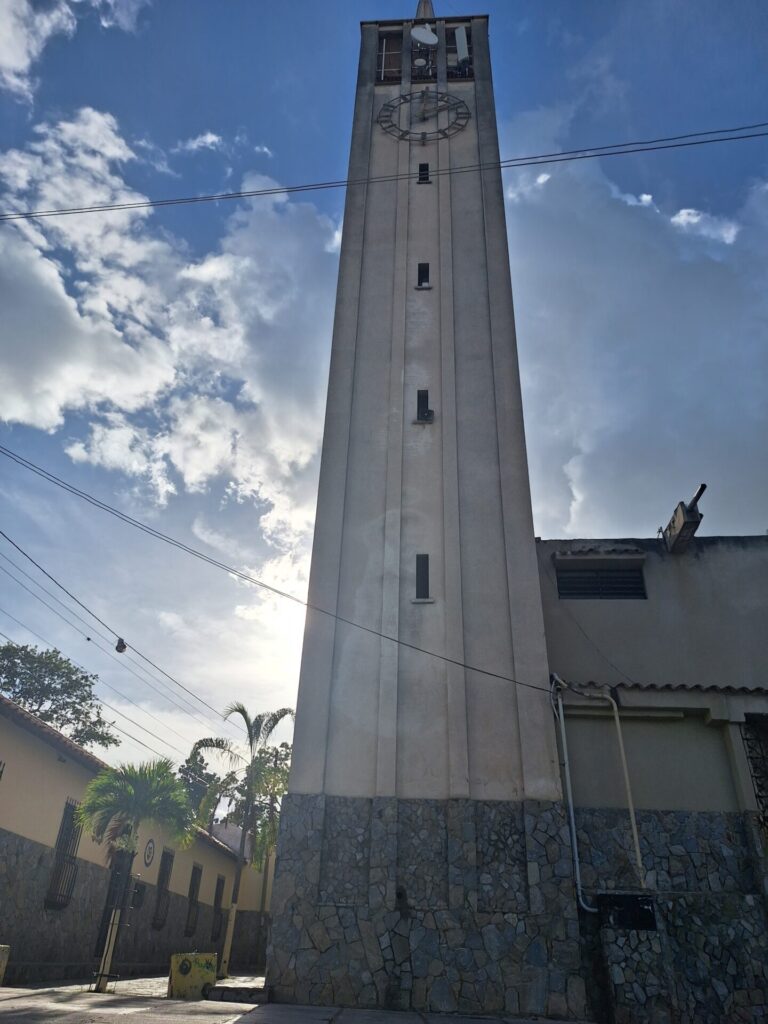 Torre del Campanario en la Catedral de Guarenas