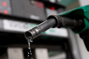 Combustibles mantienen precios una semana más