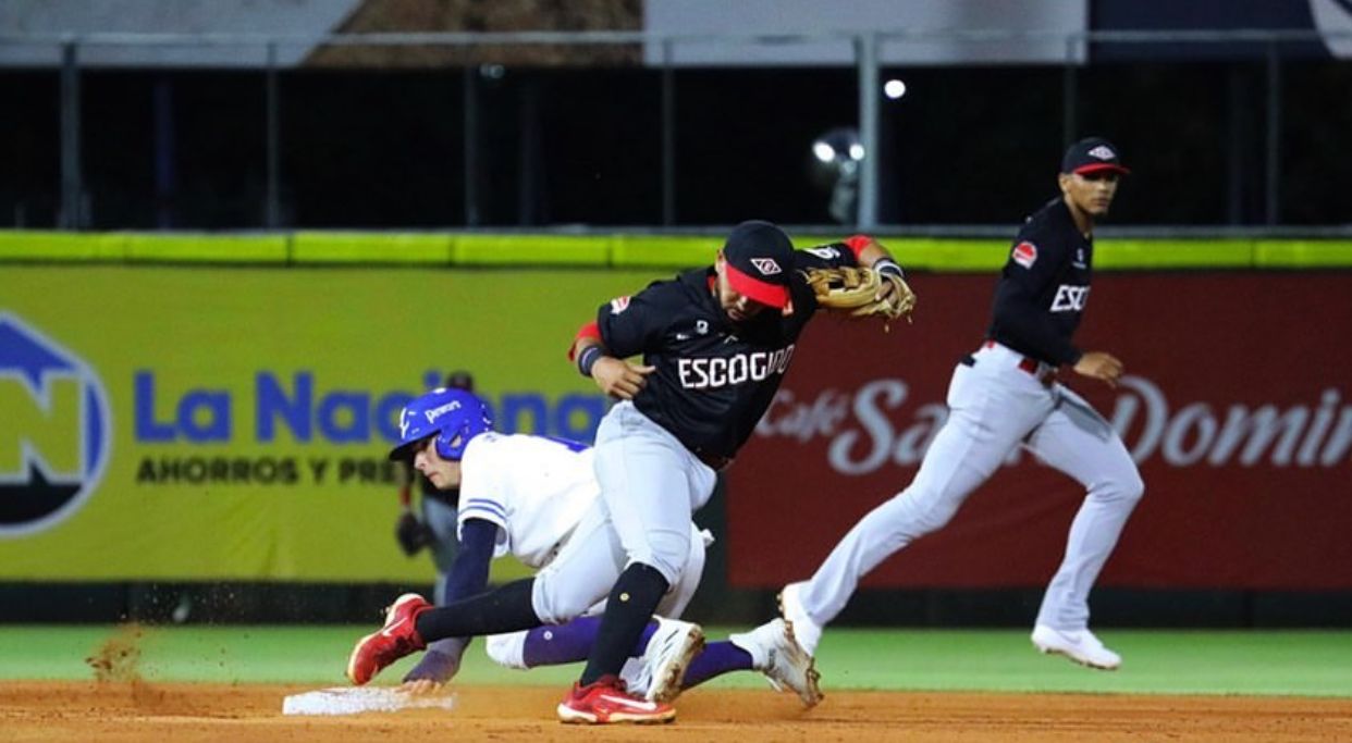 Así fue la primera gran batalla de la temporada invernal de pelota LIDOM