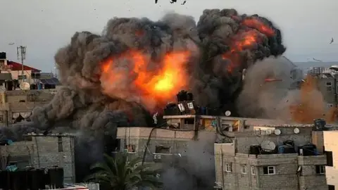 Al menos 198 palestinos muertos y más de 1.600 heridos por ataques israelíes en Gaza