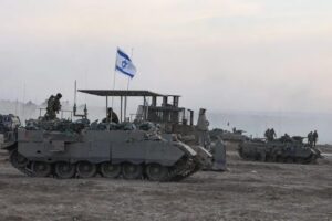Israel prosigue ofensiva sobre Gaza con un aumento gradual de las tropas