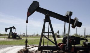 El petróleo de Texas abre con un descenso del 1,01 %, hasta 77,47 dólares el barril