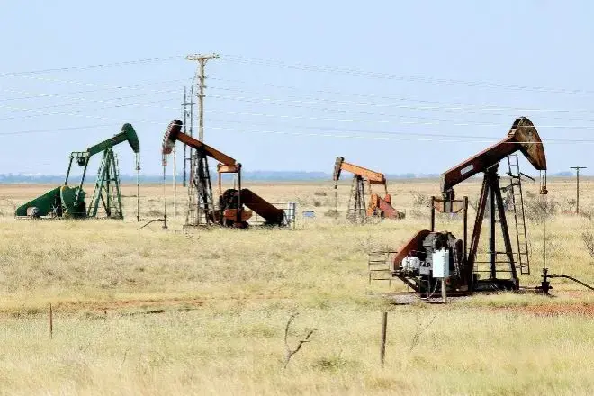 El petróleo de Texas abre con una subida del 1,55 %, hasta 79,07 dólares el barril