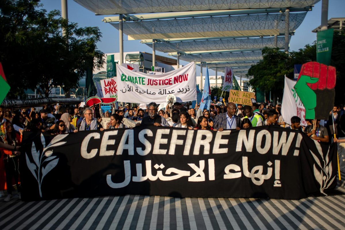 Marchan en la COP28 de Dubái para pedir un alto el fuego en Gaza
