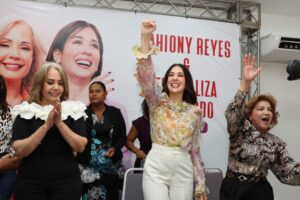 Nahiony Reyes llama a la mujer a ser parte activa de la transformación
