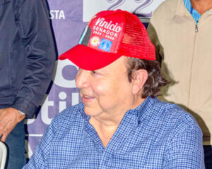 Vinicio Castillo inicia campaña a la senaduría del D.N