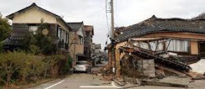 Seis personas atrapadas bajo escombros tras el terremoto en Japón