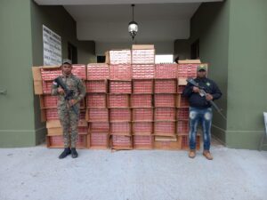 Ejército interceptó yola con un contrabando de 430 mil cigarrillos