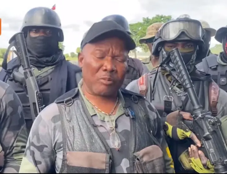 Policías BSAP de Haití declaran revolución armada contra Ariel Henry