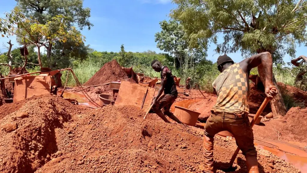 ONU: Miles de africanos acaban esclavizados en minas de oro FOTO: FUIENTE EXTERNA