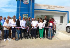 Inauguran dos nuevos destacamentos policiales en la Provincia Duarte