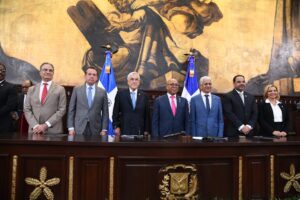 Sebastián Piñera visitó el Congreso Nacional en octubre del pasado 2023