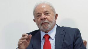 La Policía de Brasil allana la casa de un sospechoso de conspirar en redes para asesinar a Lula