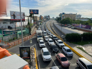Restricción de tráfico por obras en paso a desnivel en la 27 de febrero