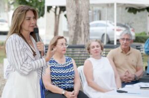 Junta de vecinos de Bella Vista reconoce alcaldesa Carolina Mejía