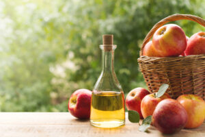 Los beneficios del vinagre de manzana para las personas con sobrepeso y obesidad