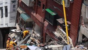 Al menos 9 muertos y más de 800 heridos en el mayor terremoto en Taiwan en 25 años