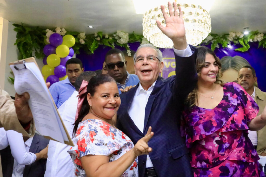 Danilo Medina: "Habrá segunda vuelta y Abel Martínez será el presidente"