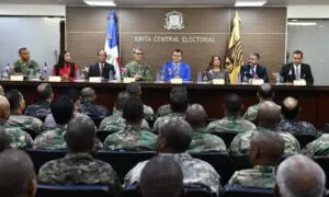 Foto de los miembros de la JCE inicia programa de capacitación de la Policía Militar Electoral de cara a las elecciones de 2024