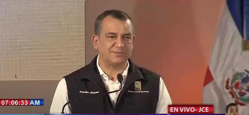 JCE da inicio a las votaciones; Presidente órgano afirma proceso ...