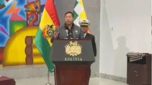 El presidente Luis Arce ofrece un discurso a la nación tras neutralizar el golpe en Bolivia