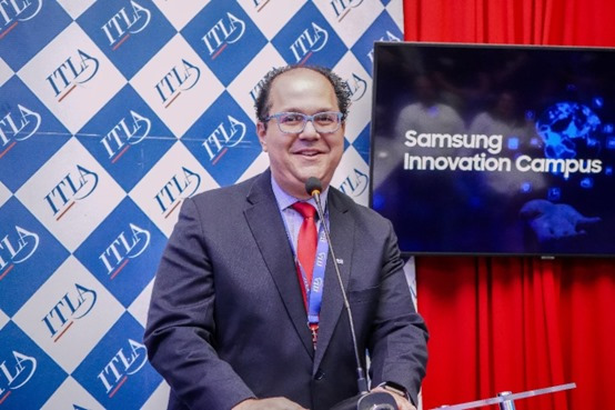 Samsung Innovation Campus concludes its fourth edition by certifying 124 young people in AI in the Dominican Republic