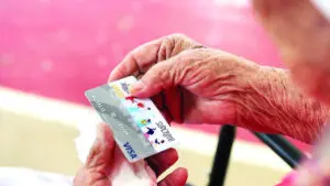 Supérate entrega subsidio Aliméntate y bono "La Brisita" en diciembre