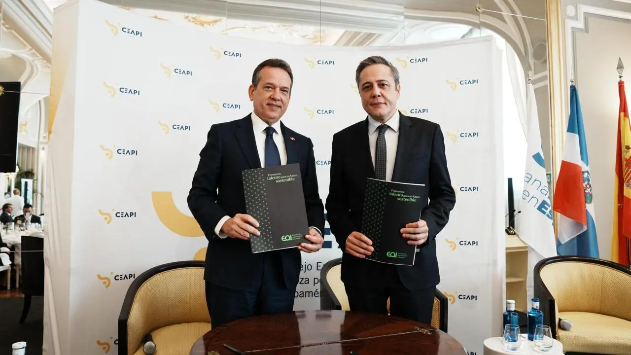 MICM y EOI de España firman acuerdo para capacitar