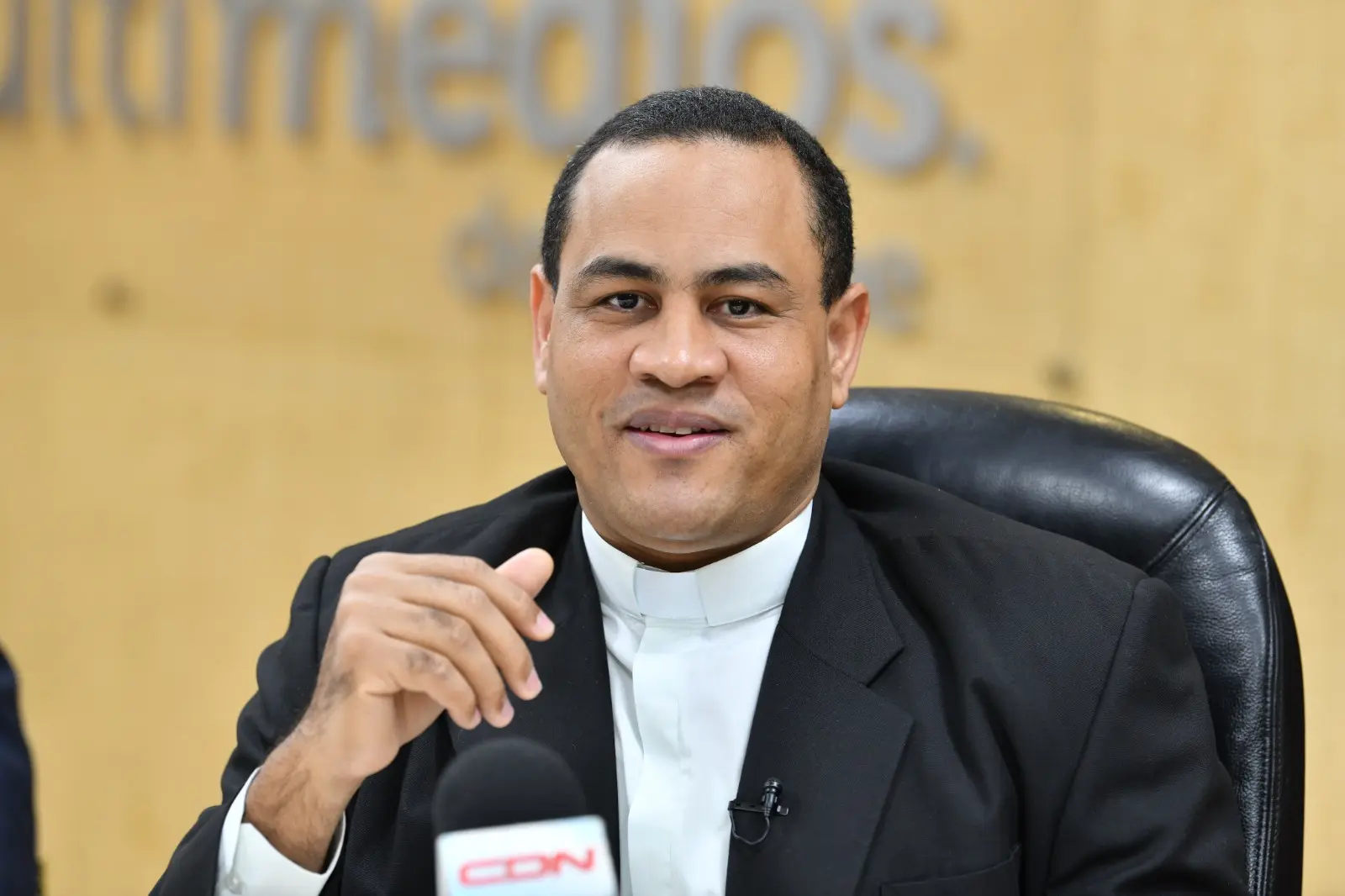 Kyal Rector Universidad Católica Santo Domingo fortalece su servicio social