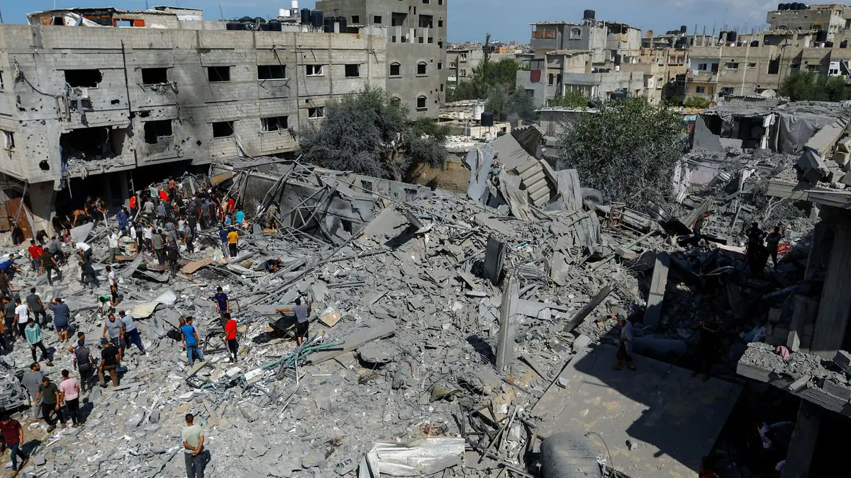 Al menos 30 palestinos muertos y 99 heridos en ataques de Israel