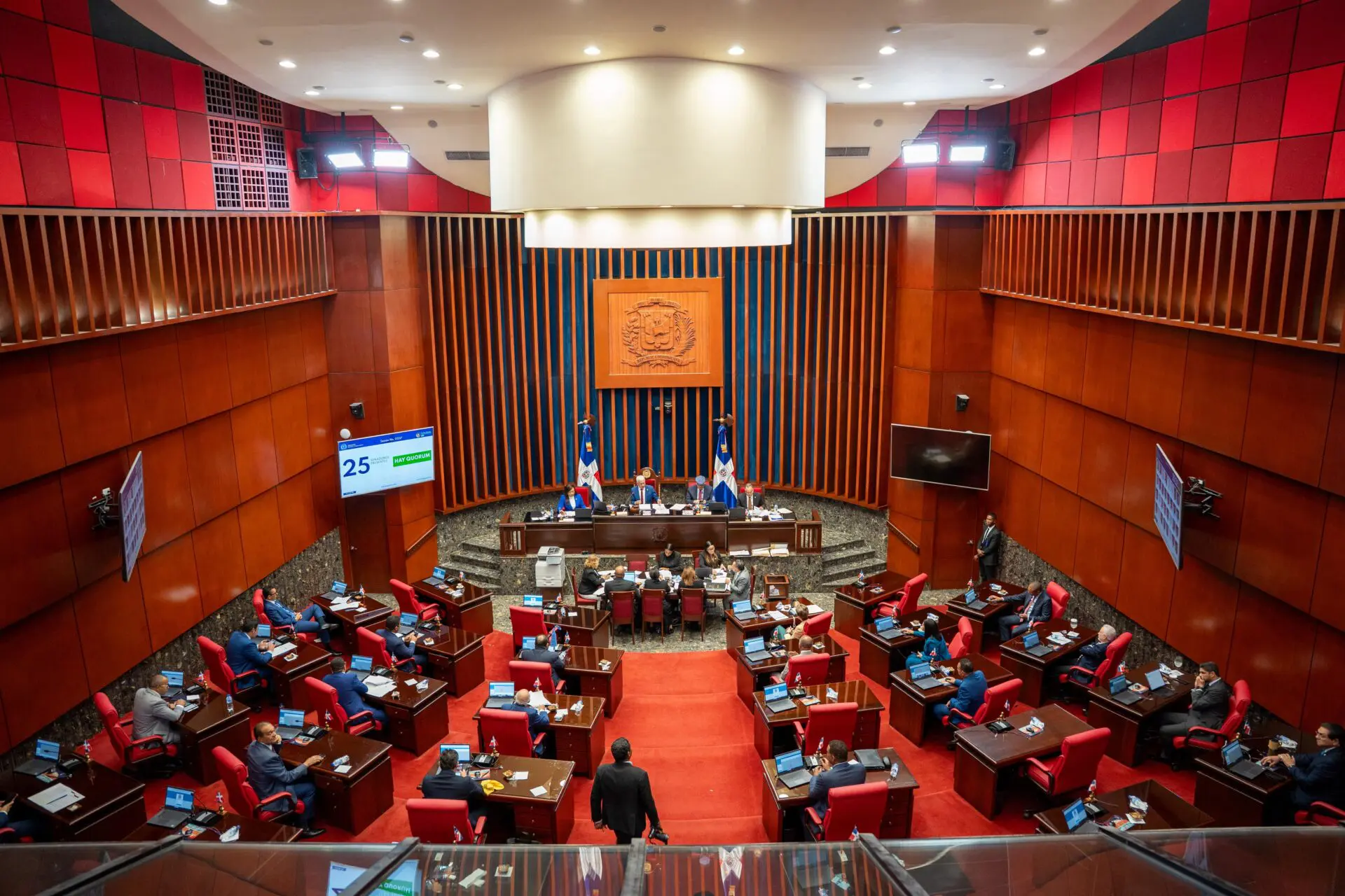 Senado aprueba en primera lectura reforma del Código Penal