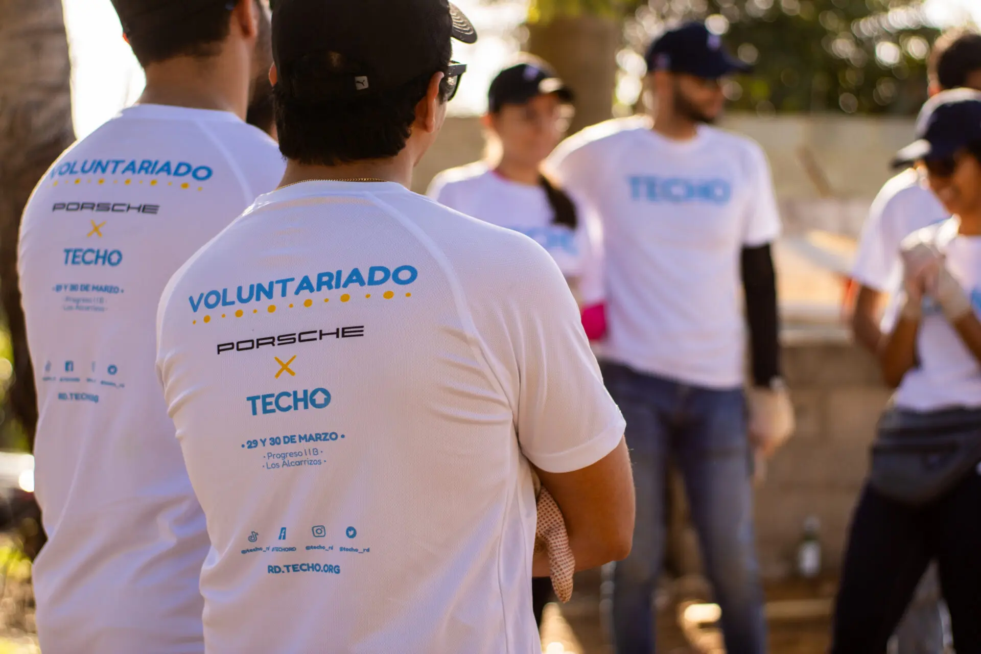 Porsche y TECHO unidos para construir viviendas en Los Alcarrizos