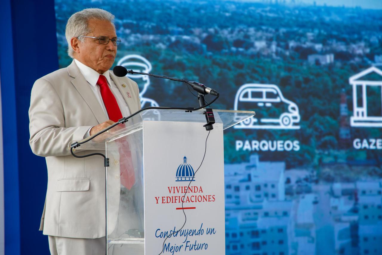 Destacan labor del ministro Carlos Bonilla al frente del MIVED