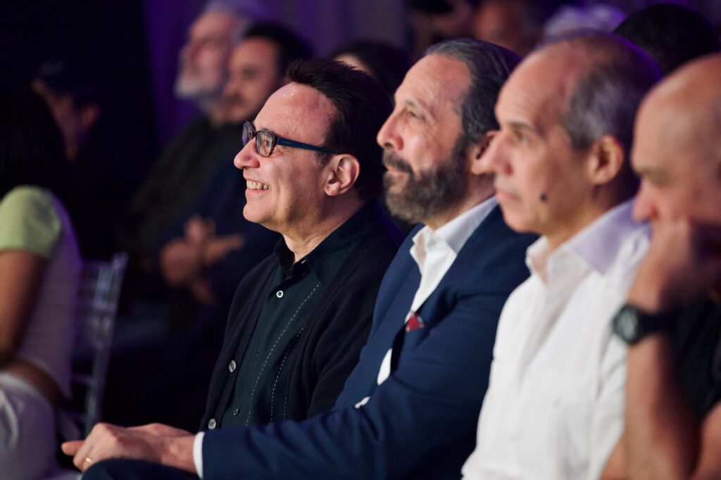 Berklee distingue a Javier Vargas con el Alumni Award
