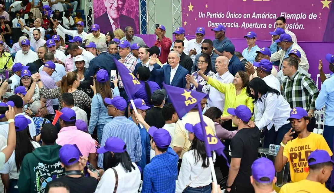 Danilo Medina: “El que quiera alianza que se alíe con el PLD”