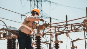 A las 11:00 a. m. la generación cayó a 955.1 MW.