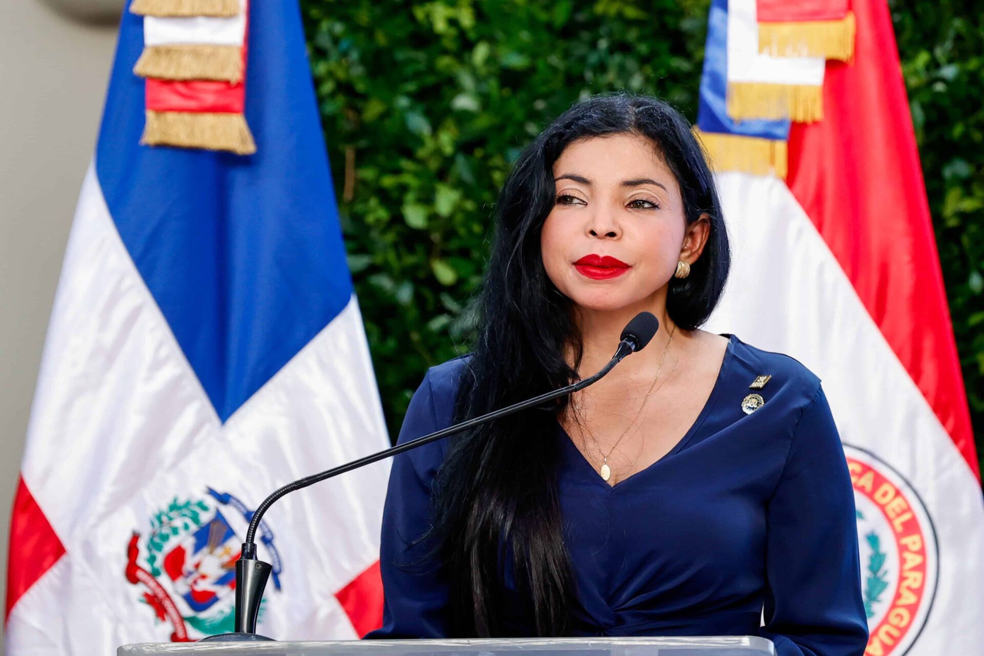 Yeni Berenice instruye investigar afectaciones en áreas protegida