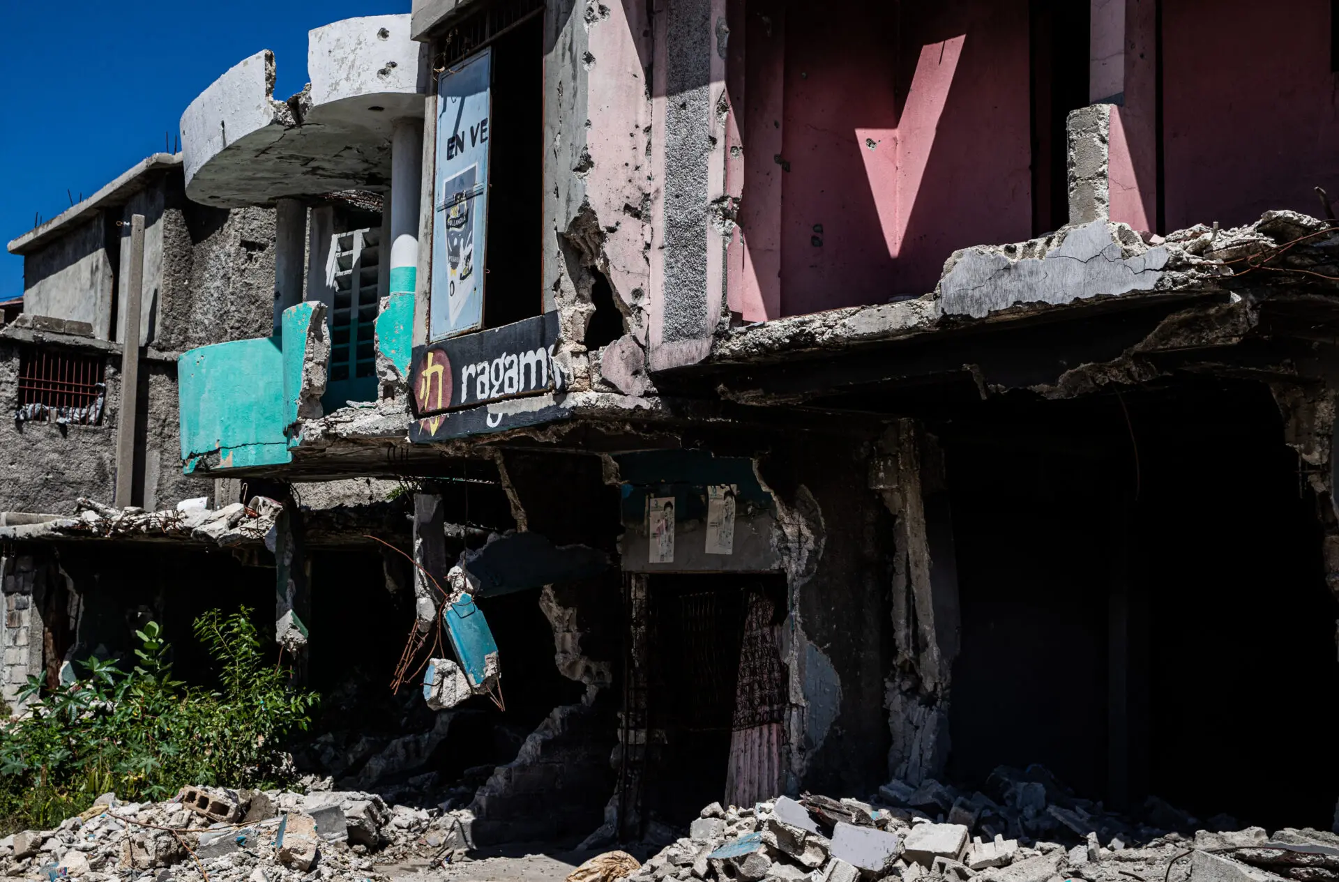 Decenas de civiles muertos en Haití por ataques de drones usados ​​contra las pandillas