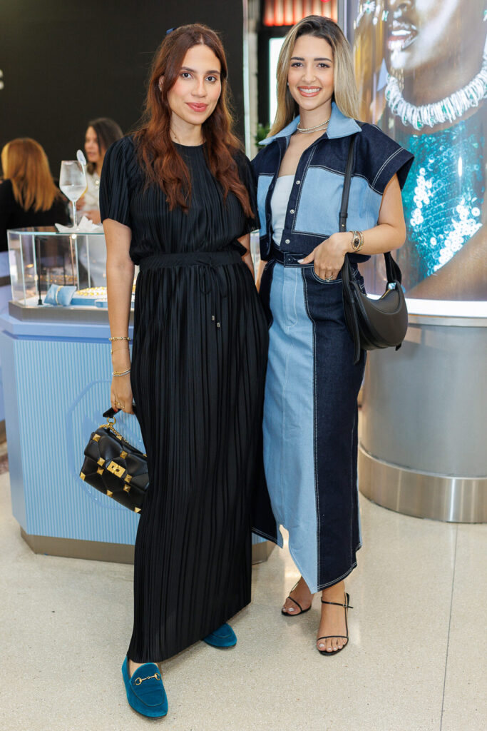 Katherine Collado y Lía Montás