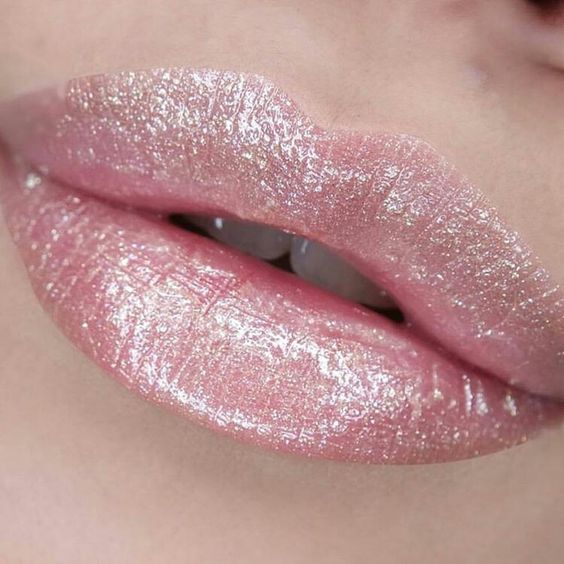 Frosted lips