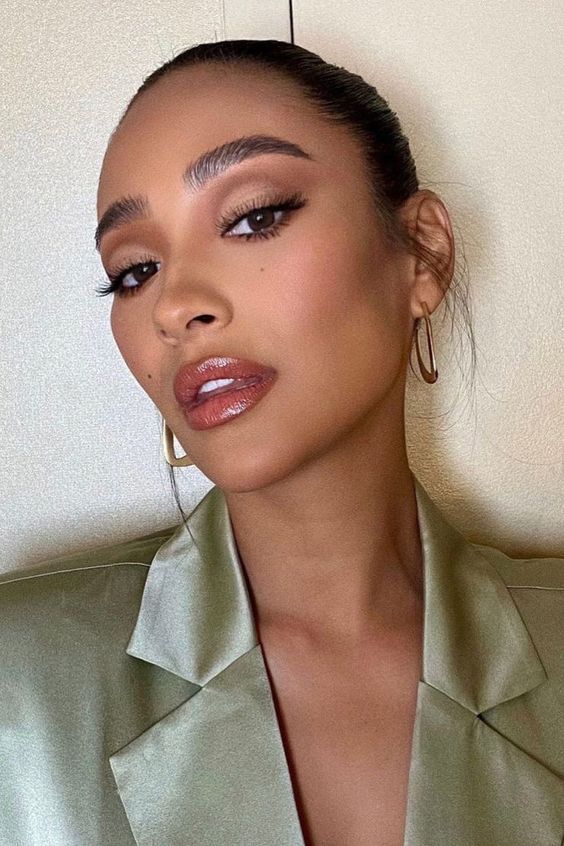 Frosted lips