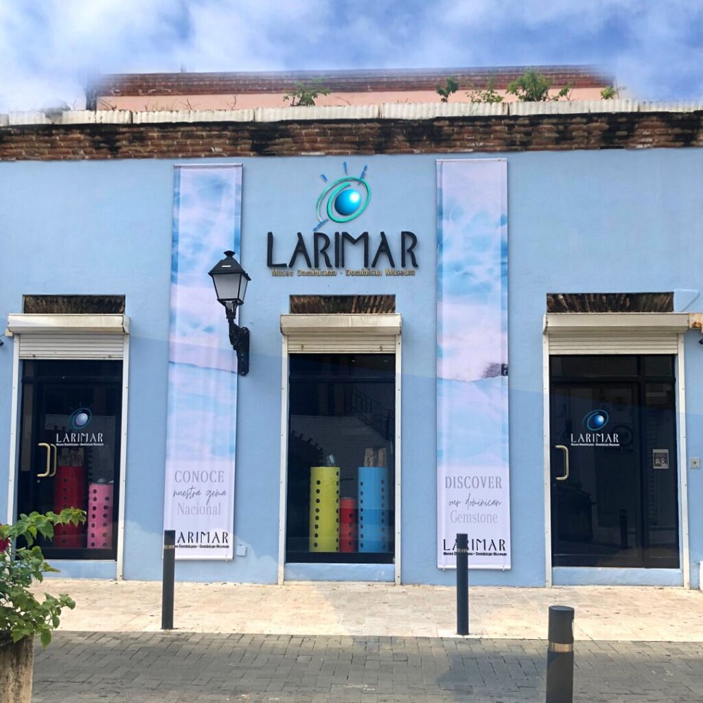 Museo del Larimar