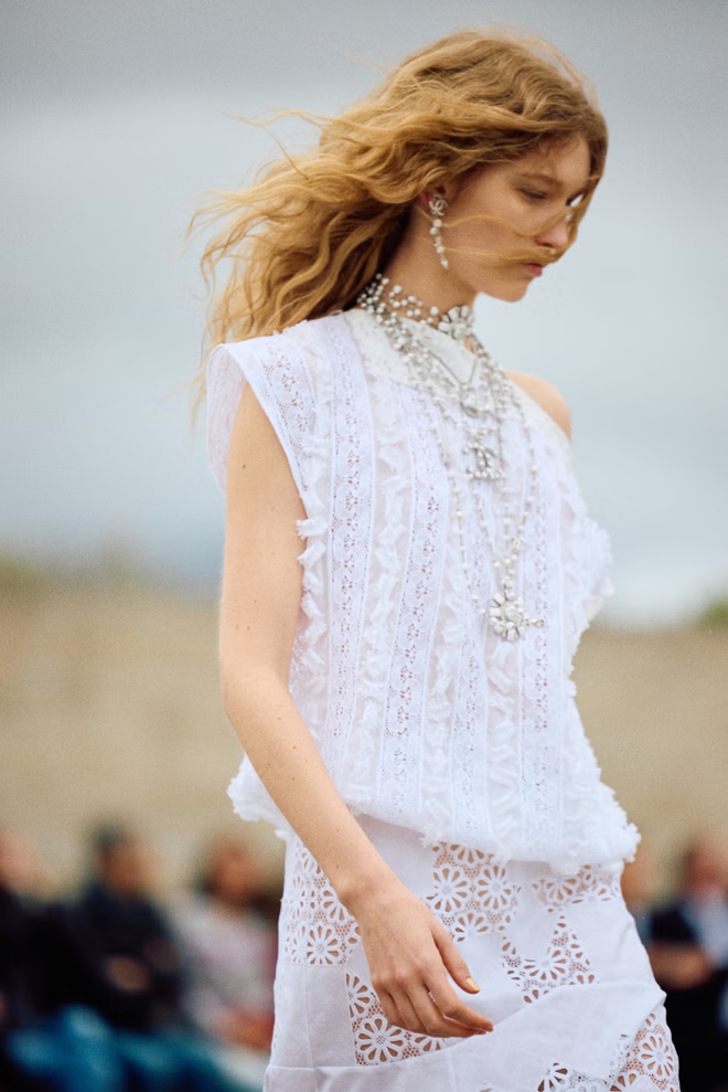CHANEL