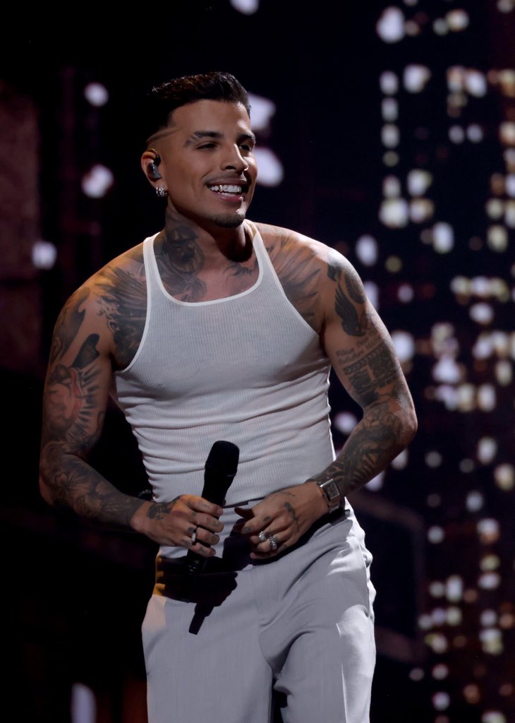 Raw Alejandro en los VMA's